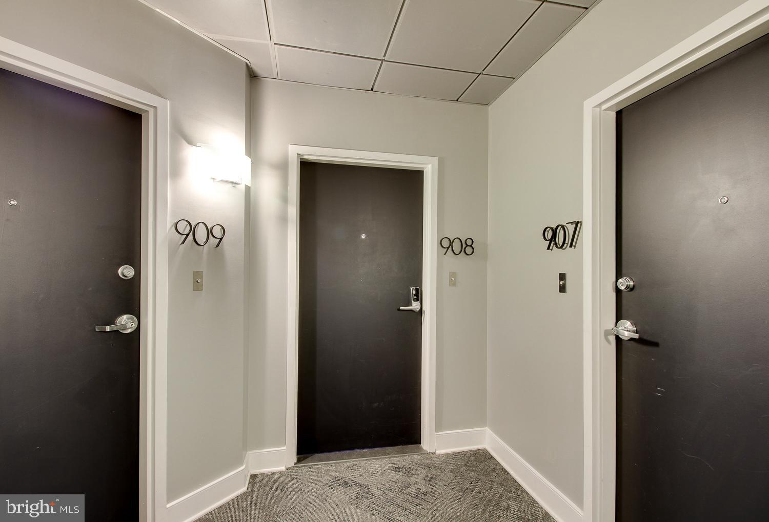 1001 L Street Northwest, Unit 908 Washington, DC 20001 - Photo 21 of 23 Corner Unit