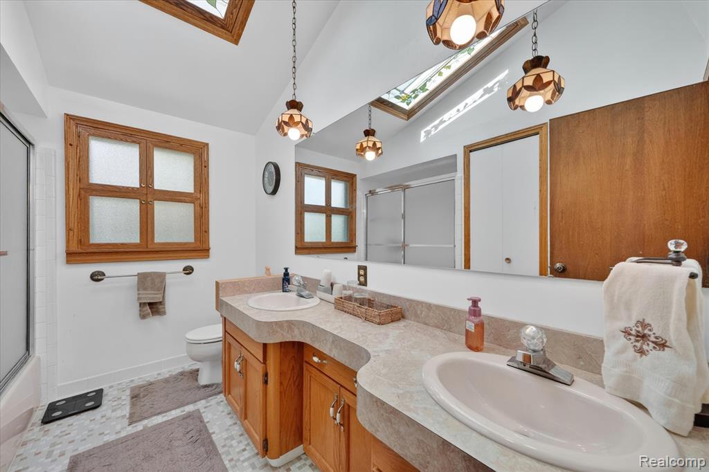 18178 22 Mile Road Macomb, MI 48044 - Photo 24 of 43