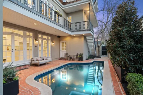 $2,470,000 | 1810 West 35th Street, Austin, TX 78703