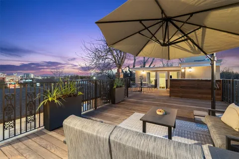 $2,470,000 | 1810 West 35th Street, Austin, TX 78703