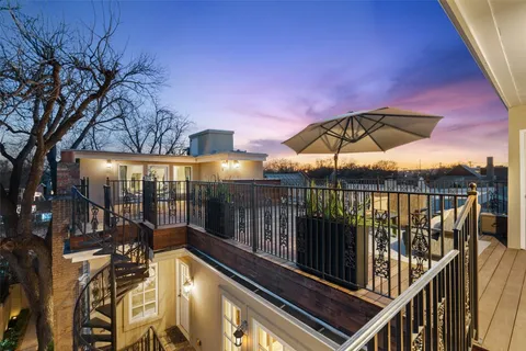$2,470,000 | 1810 West 35th Street, Austin, TX 78703