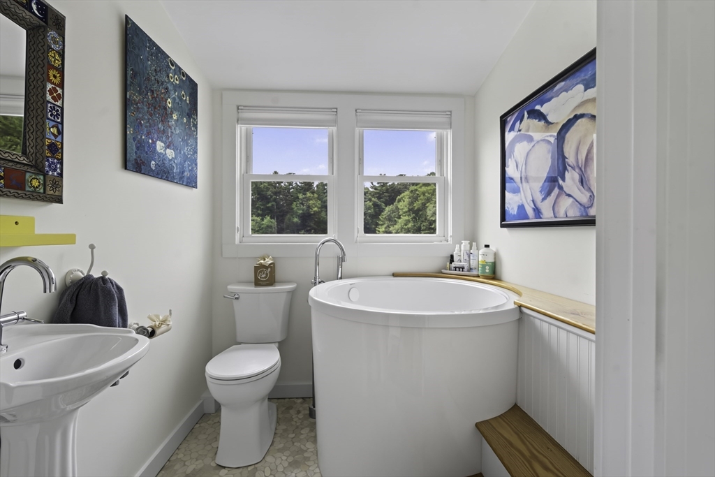 39 Leland Road Norfolk, MA 02056 - Photo 35 of 37 Gallery Image 35
