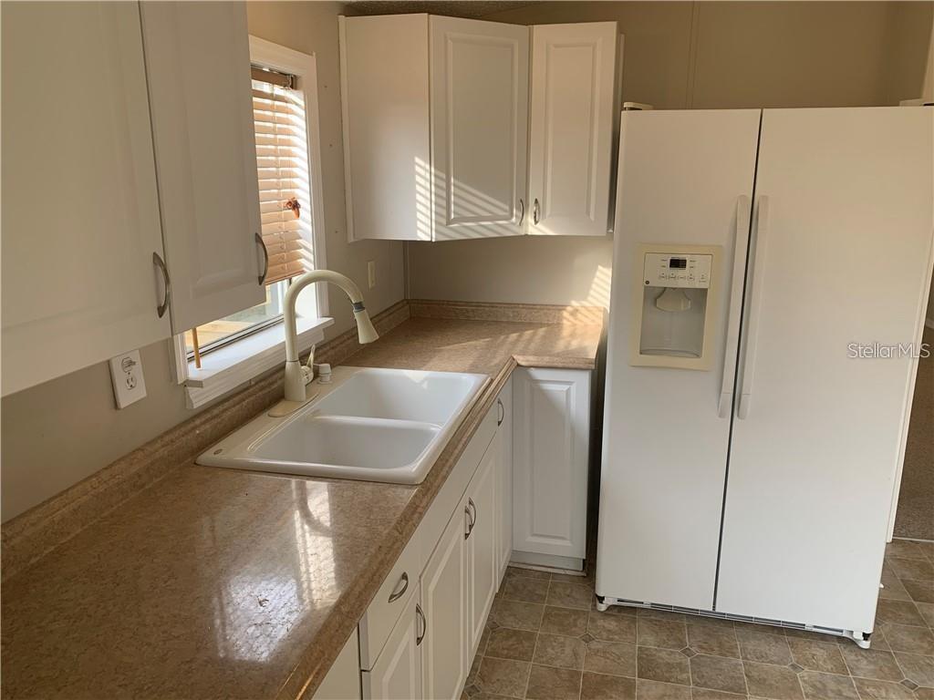 8731 Lithia Pinecrest Road Lithia, FL 33547 - Photo 14 of 18