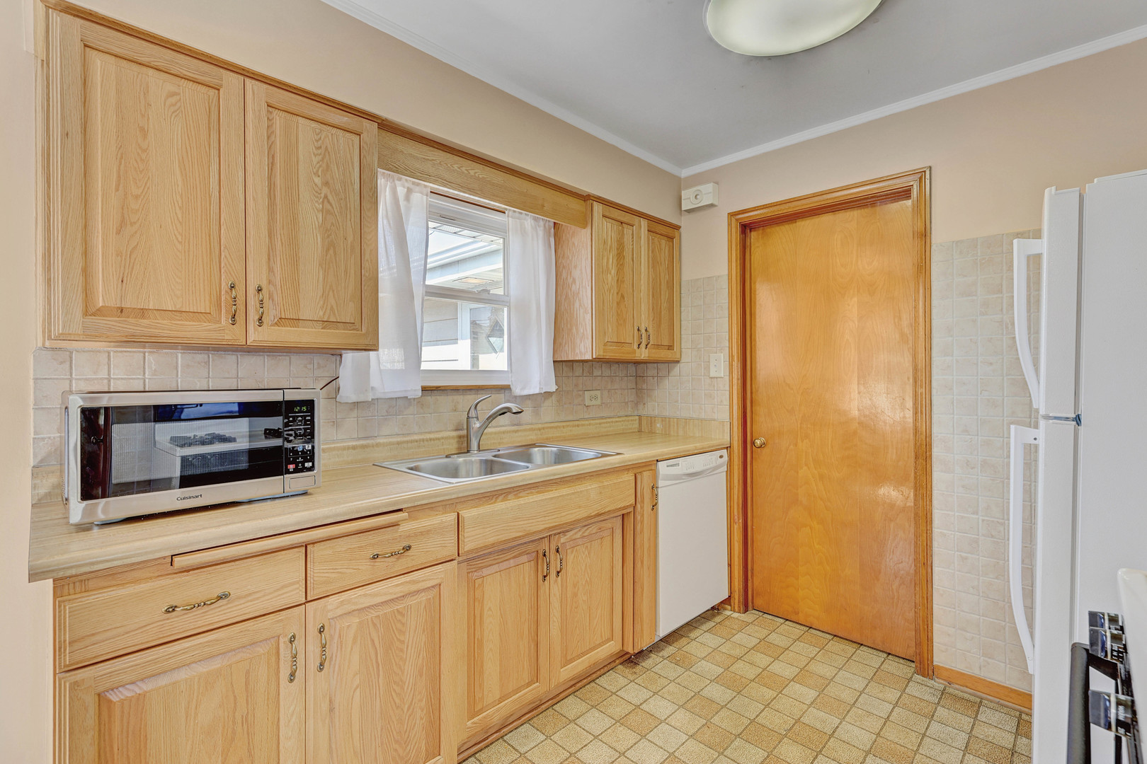 1038 Arthur Avenue Berkeley, IL 60163 - Photo 12 of 26