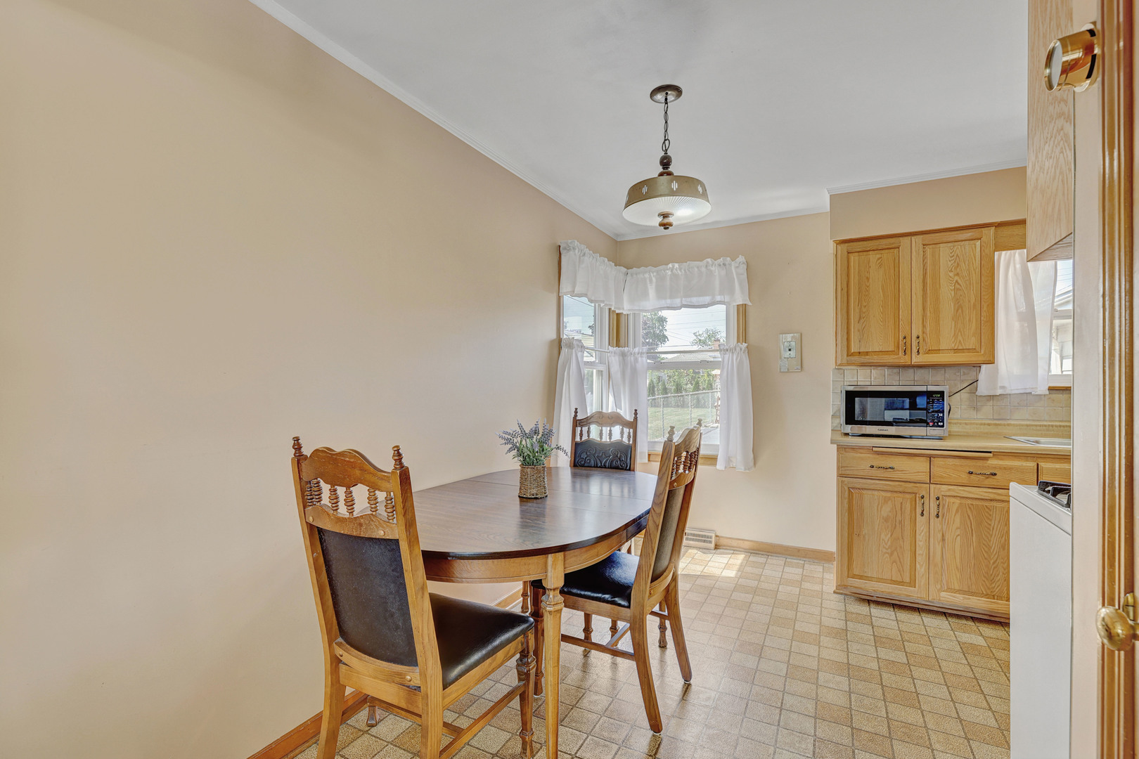 1038 Arthur Avenue Berkeley, IL 60163 - Photo 8 of 26