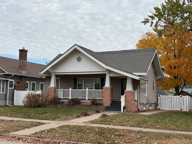 610 South Michigan Street Prairie du Chien, WI 53821 - Photo 2 of 36