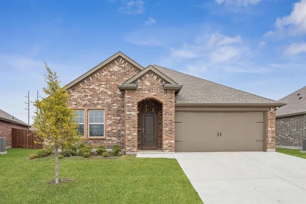 $297,500 | 645 Blissful Bend, Lavon, TX 75166