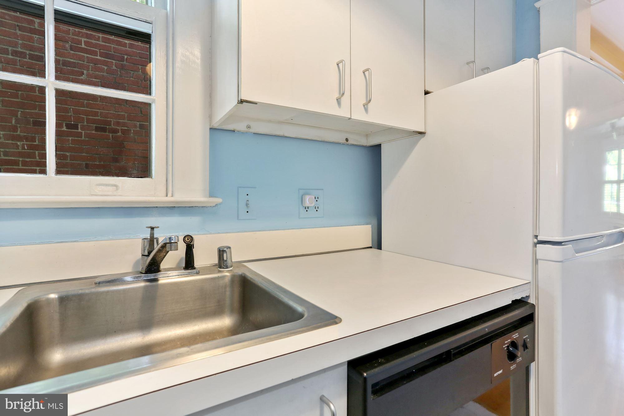2325 37th Street Northwest, Unit 4 Washington, DC 20007 - Photo 9 of 35 Kitchen