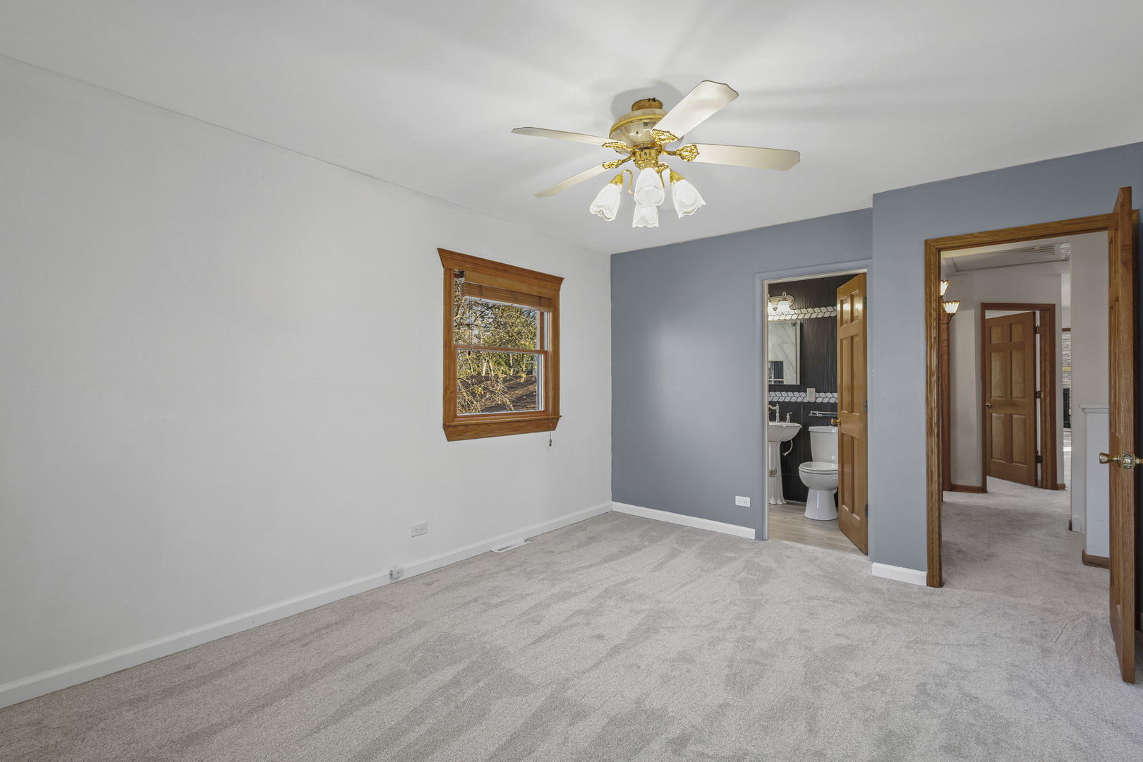 1323 South Roselle Road Schaumburg, IL 60193 - Photo 23 of 51 a view of an empty room with a window