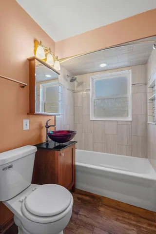 $699,900 | 1323 South Roselle Road, Schaumburg, IL 60193