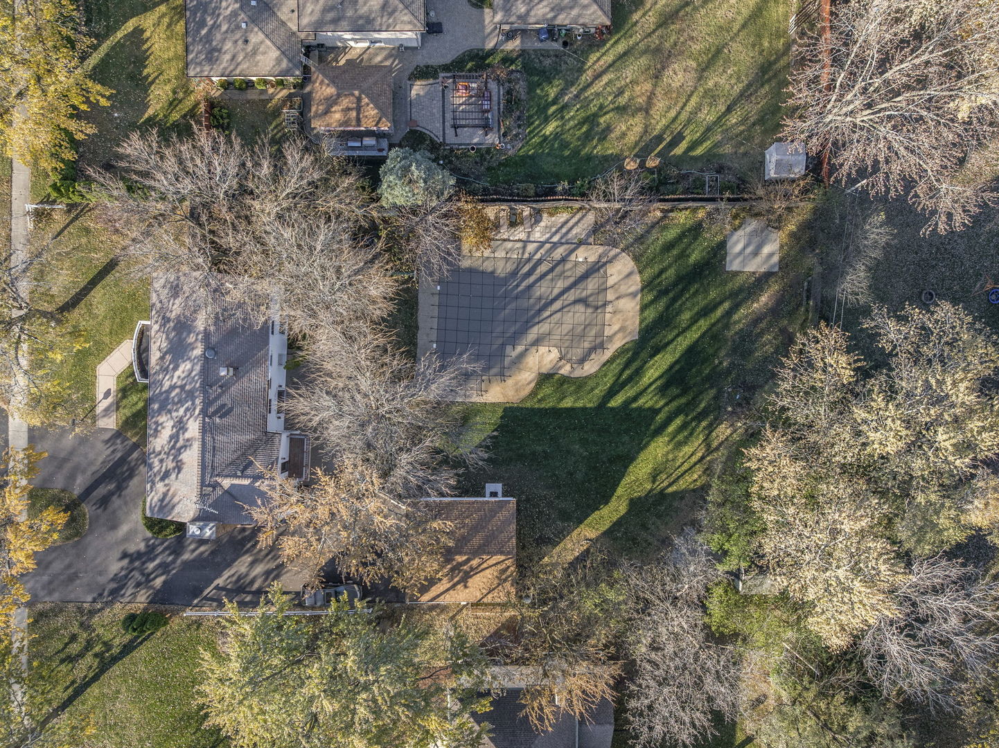 1323 South Roselle Road Schaumburg, IL 60193 - Photo 46 of 51 a backyard of a house with lots of green space