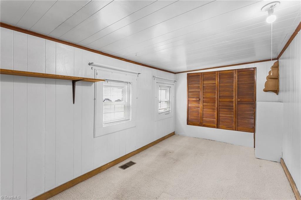 2511 Cid Road Lexington, NC 27292 - Photo 11 of 40