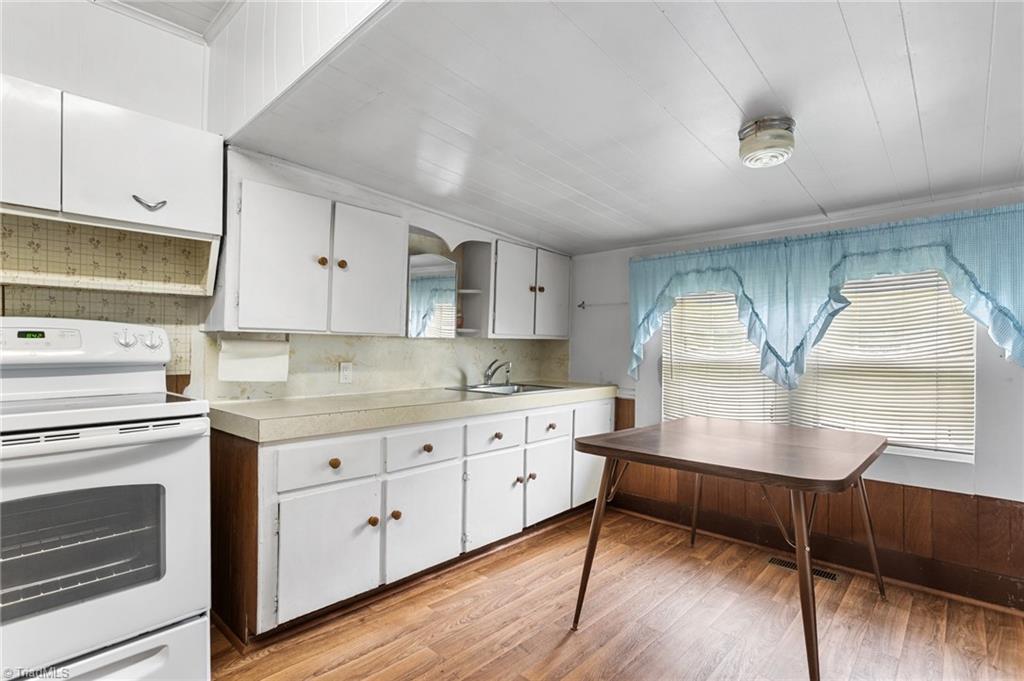 2511 Cid Road Lexington, NC 27292 - Photo 15 of 40