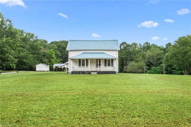 $299,900 | 2511 Cid Road, Lexington, NC 27292
