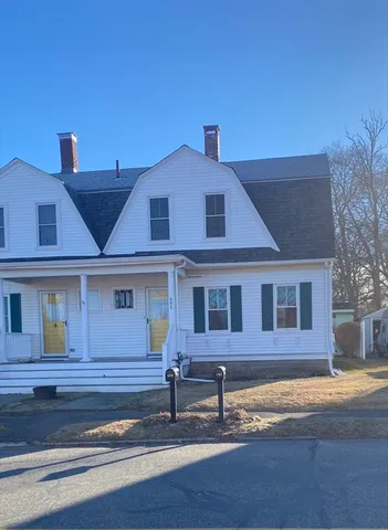 $2,700 | 693 Spring Street, Unit 693, North Dighton, MA 02764