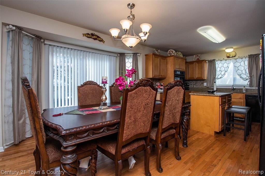 543 South Livernois Road Rochester Hills, MI 48307 - Photo 16 of 40