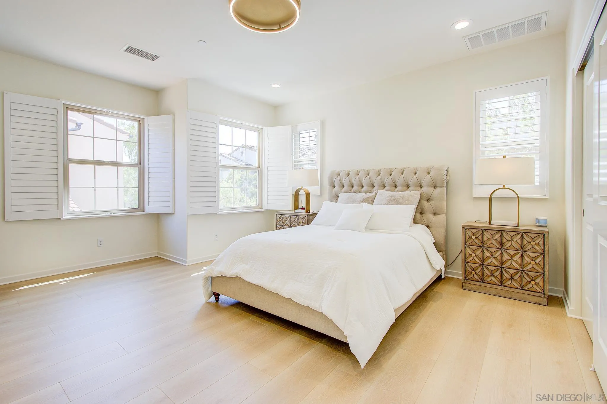 112 Excursion Irvine, CA 92618 - Photo 16 of 36