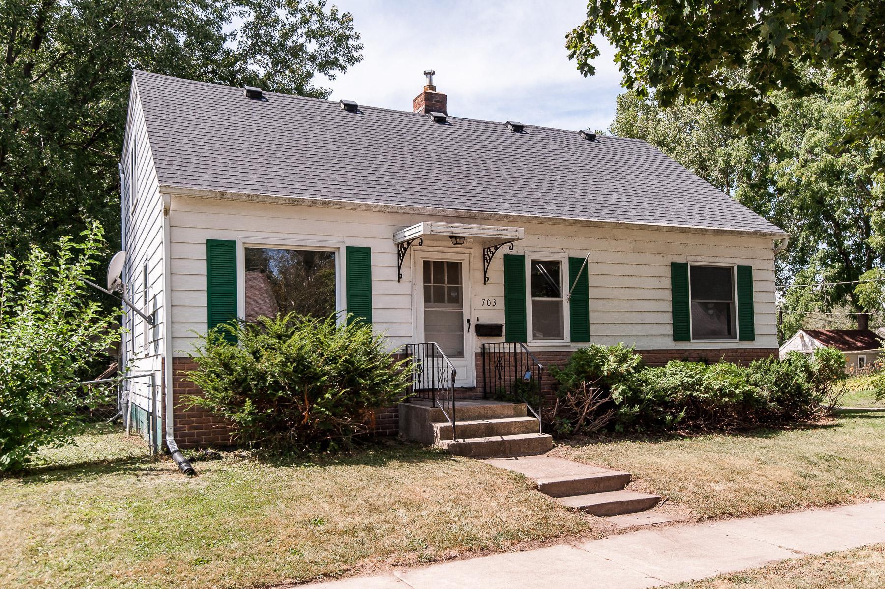 703 11th Avenue Southeast Rochester, MN 55904 - Photo 1 of 1 Gallery Image 1