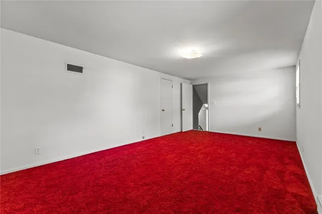 $349,950 | 10918 Tracy Avenue, Kansas City, MO 64131