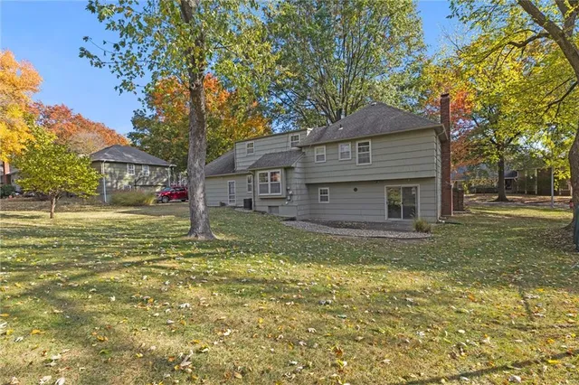 $349,950 | 10918 Tracy Avenue, Kansas City, MO 64131