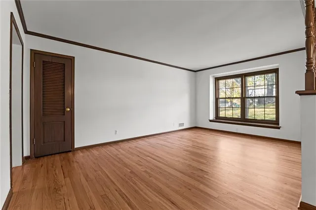 $349,950 | 10918 Tracy Avenue, Kansas City, MO 64131