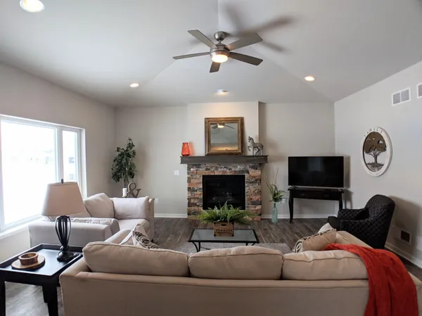 $615,900 | 505 Spindrift, Mount Horeb, WI 53572