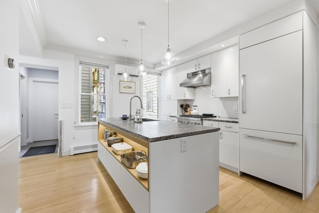 5 Auburn Street, Unit 1 Boston, MA 02129 - Photo 2 of 30