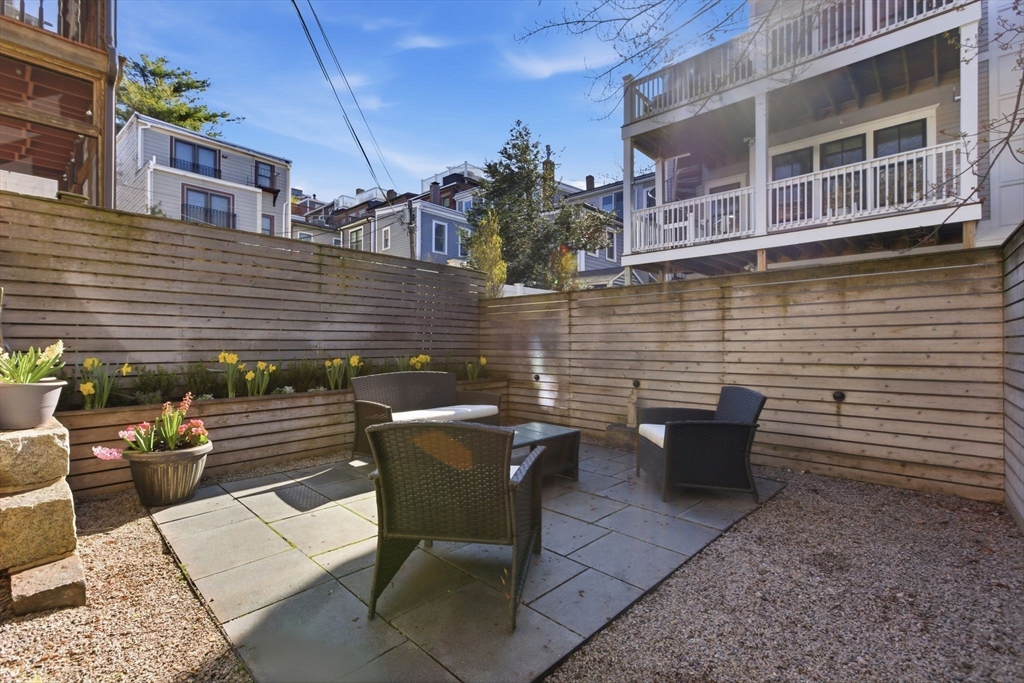 5 Auburn Street, Unit 1 Boston, MA 02129 - Photo 25 of 30