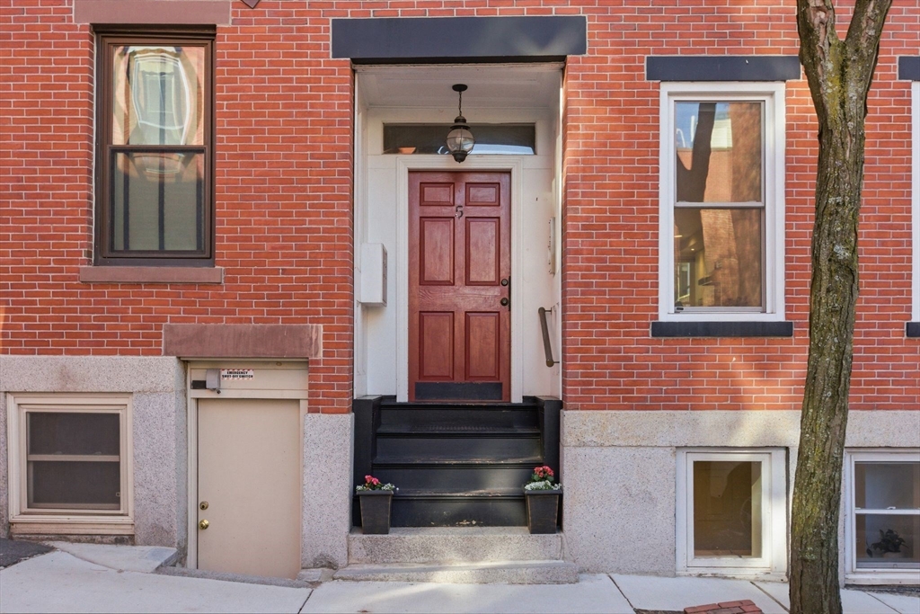 5 Auburn Street, Unit 1 Boston, MA 02129 - Photo 30 of 30