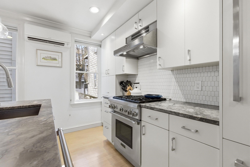 5 Auburn Street, Unit 1 Boston, MA 02129 - Photo 9 of 30