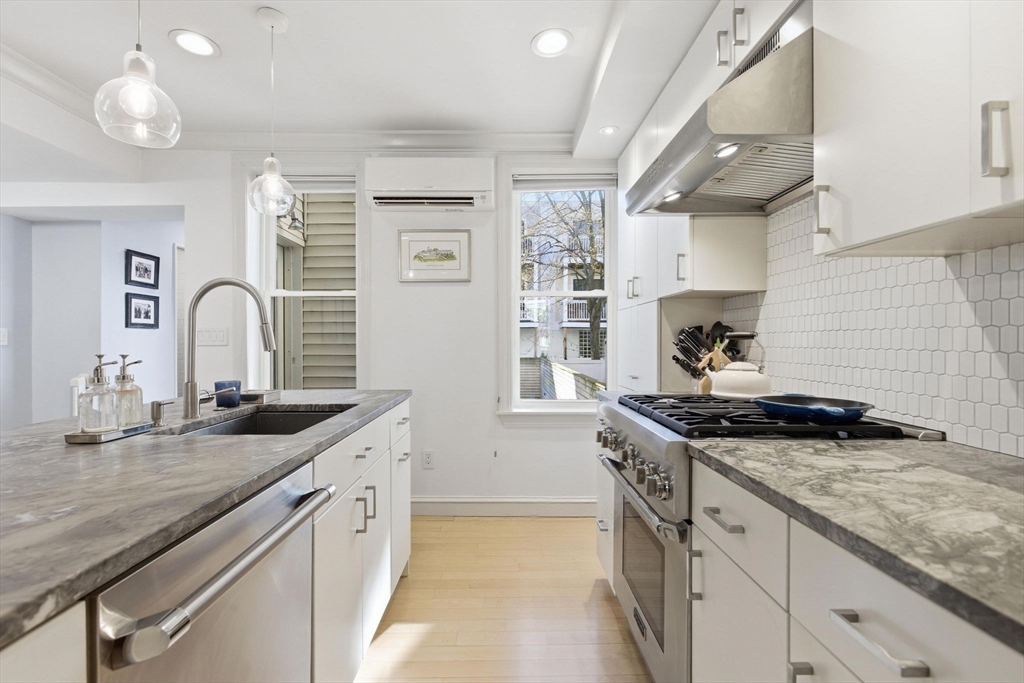 5 Auburn Street, Unit 1 Boston, MA 02129 - Photo 10 of 30