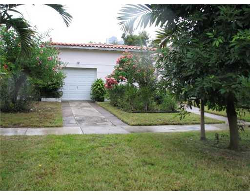 205 Southwest 21st Road Miami, FL 33129 - Photo 2 of 12 a view of a backyard