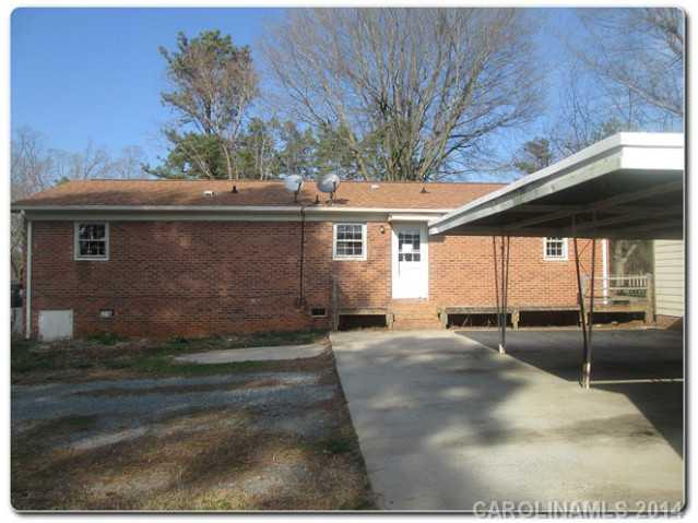321 Old Williams Road Wingate, NC 28174 - Photo 2 of 12