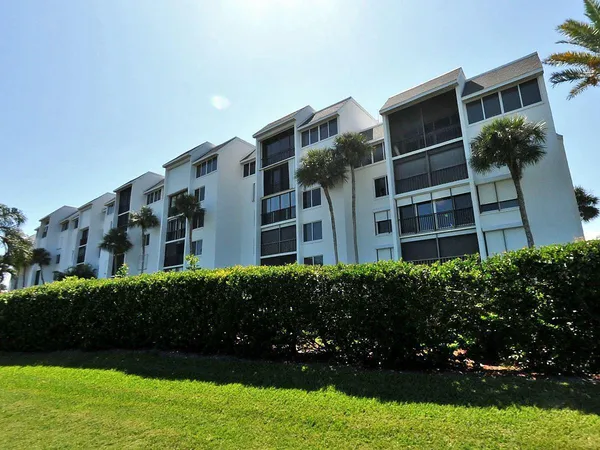 $2,600 | 2400 South Ocean Drive, Unit 7626, Fort Pierce, FL 34949
