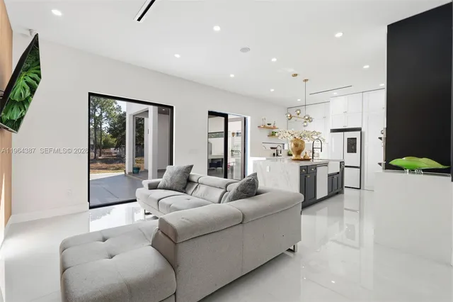 $650,000 | 345 North Jinete Street, Clewiston, FL 33440