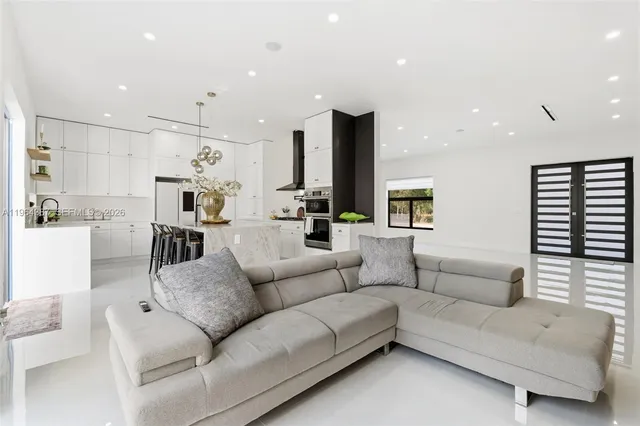 $650,000 | 345 North Jinete Street, Clewiston, FL 33440