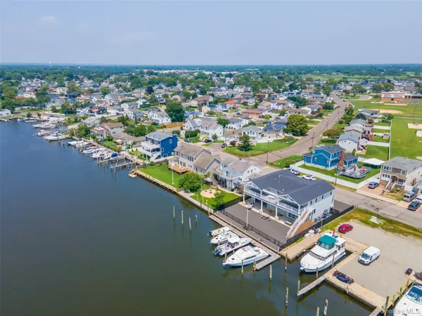 $2,400,000 | 390 East Shore Road, Lindenhurst, NY 11757