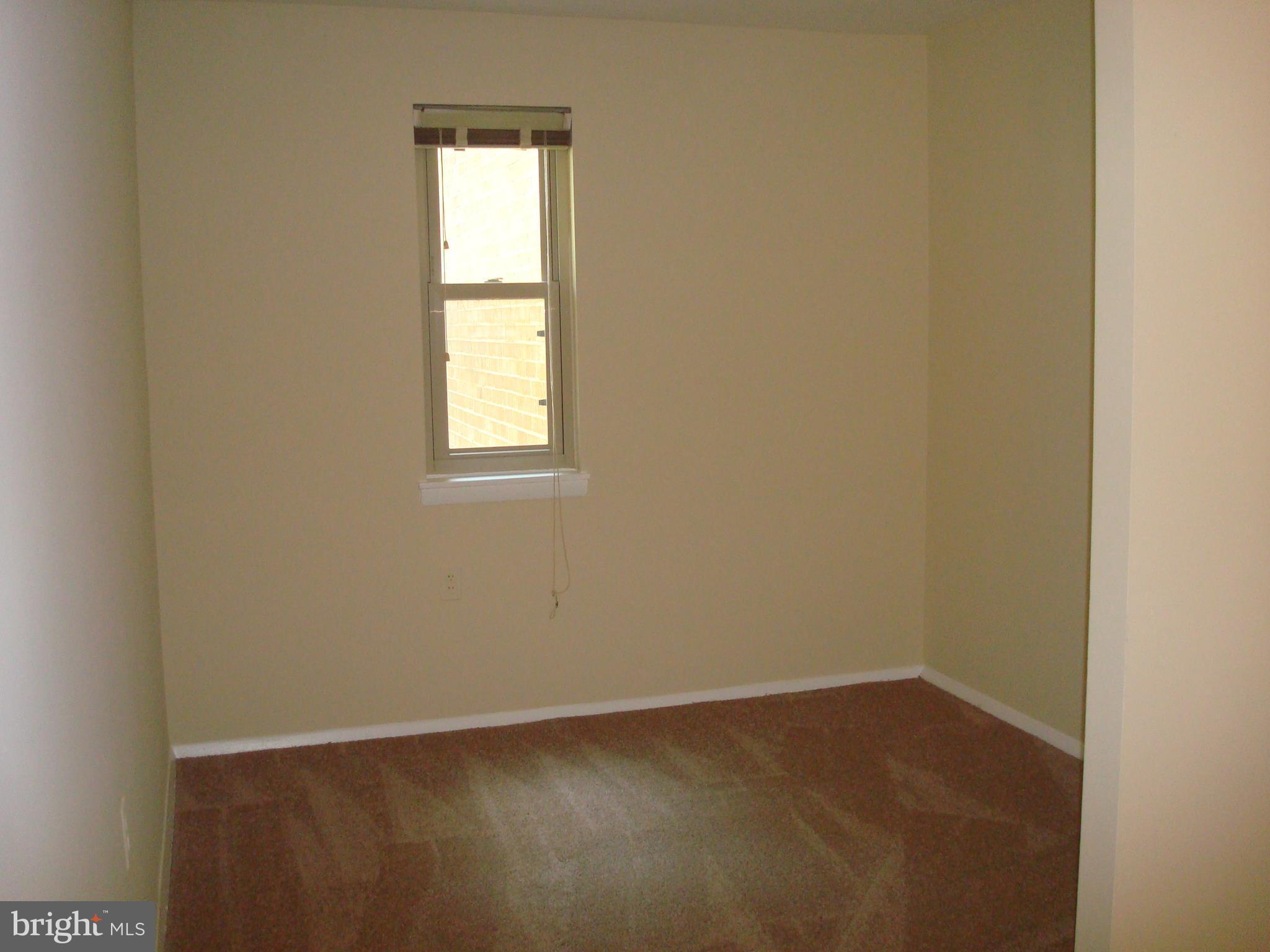18609 Walkers Choice Road, Unit 5 Gaithersburg, MD 20886 - Photo 17 of 27 Bedroom