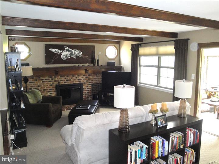 2 Wyndham Road Voorhees, NJ 08043 - Photo 11 of 25 Family Room