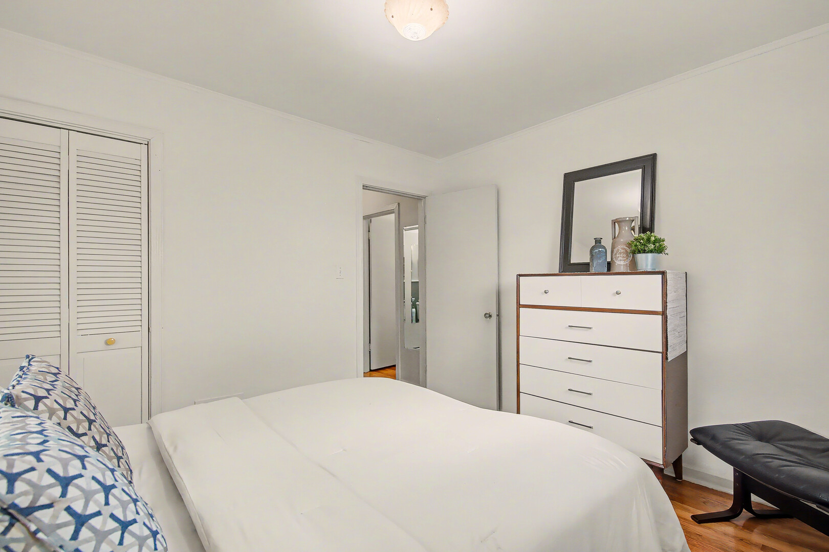 1623 Madison Street Evanston, IL 60202 - Photo 18 of 31