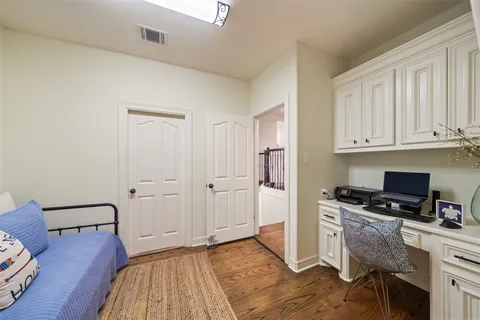 $899,999 | 10812 Bourbon Street, Willis, TX 77318