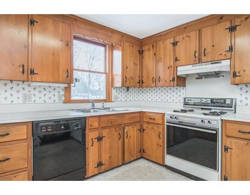 31 Eastview Road Hopkinton, MA 01748 - Photo 6 of 30 Gallery Image 6