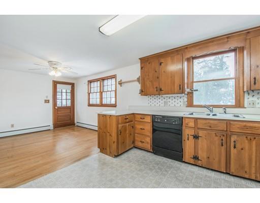 31 Eastview Road Hopkinton, MA 01748 - Photo 8 of 30 Gallery Image 8