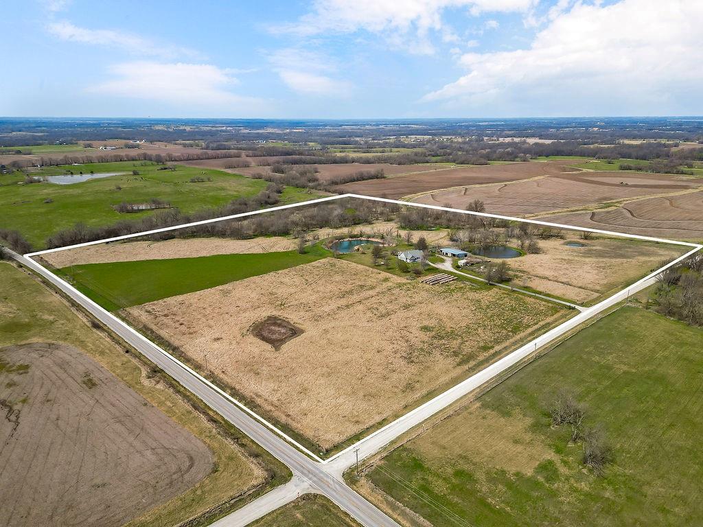 862 Southwest 1651st Road Holden, MO 64040 - Photo 2 of 44