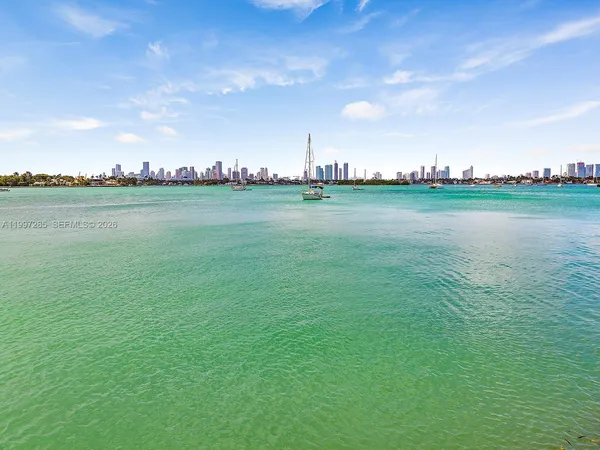 $6,500 | 1330 West Avenue, Unit 1701, Miami Beach, FL 33139