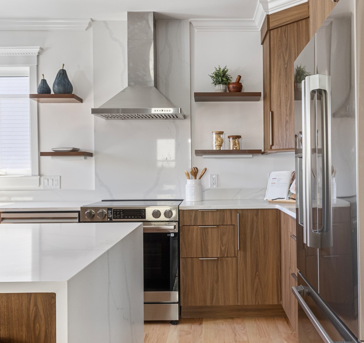 85 Kenmere Road, Unit 1 Medford, MA 02155 - Photo 3 of 20 Gallery Image 3