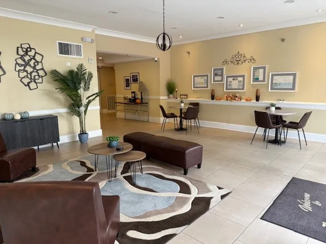 $1,350 | 3415 West End Avenue, Unit 903D, Nashville, TN 37203