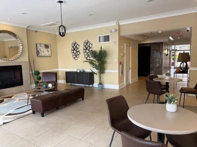 $1,350 | 3415 West End Avenue, Unit 903D, Nashville, TN 37203