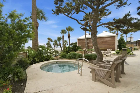 $1,200,000 | 5220 Seawall Boulevard, Unit 332/333, Galveston, TX 77551
