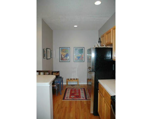 5 Howe Lane Foxboro, MA 02035 - Photo 7 of 17 Gallery Image 7
